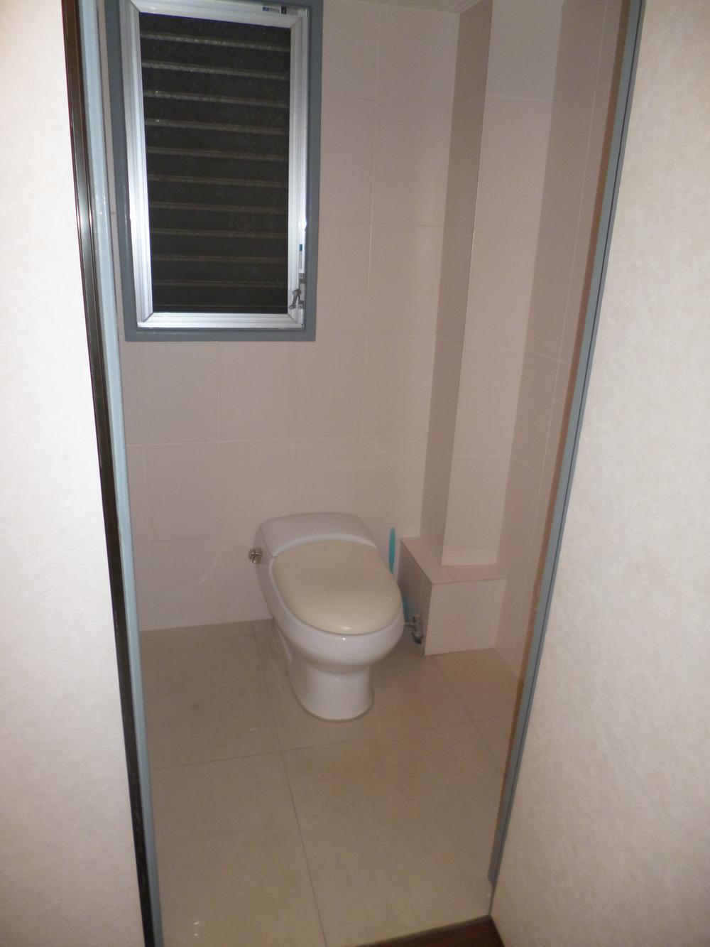 Toilet. Toilet (August 2013) Shooting