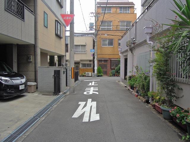 Local photos, including front road. Local (January 2013) Shooting