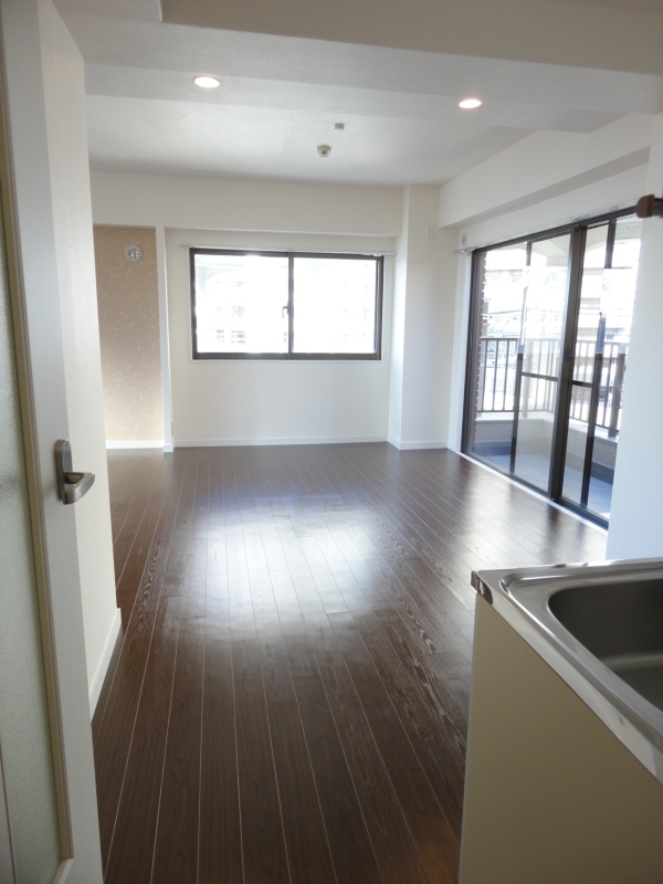 Living and room