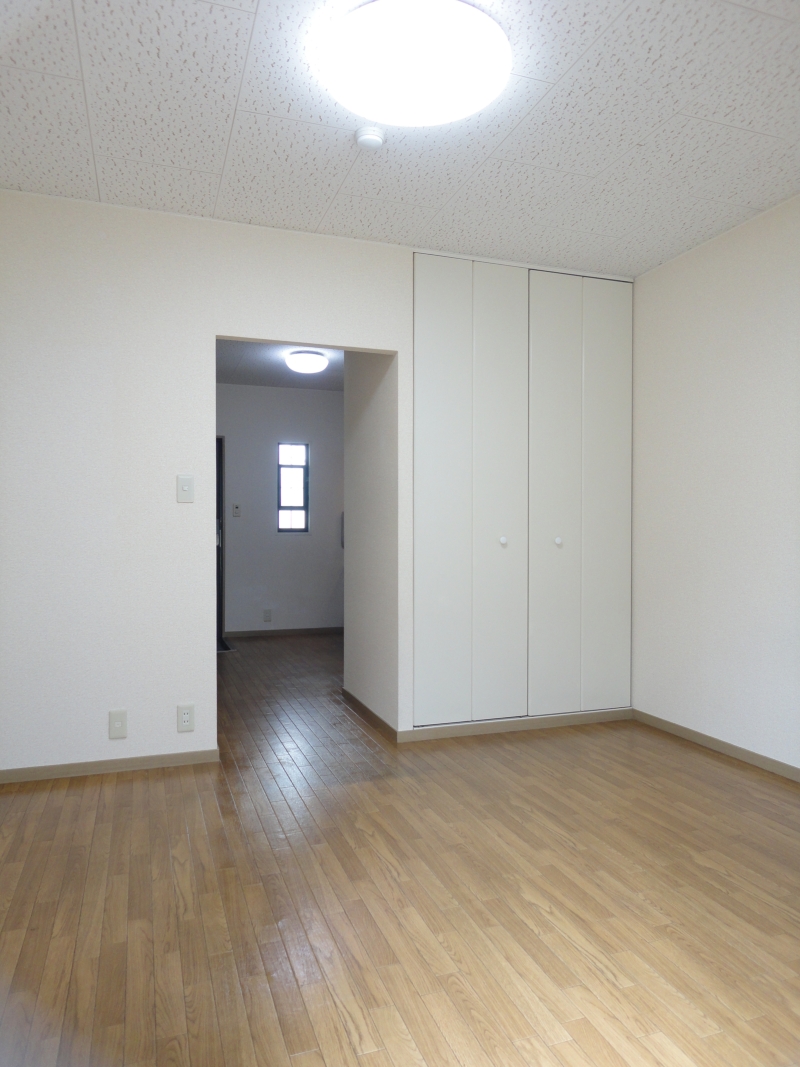 Living and room