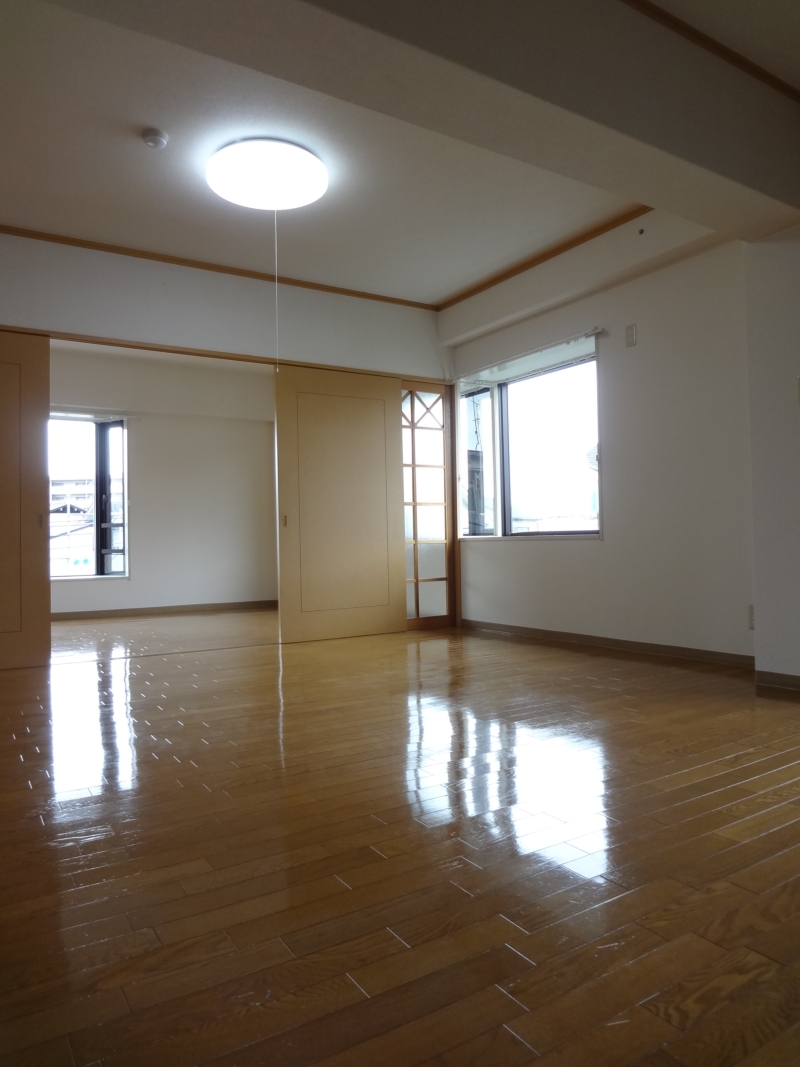 Living and room