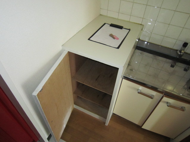 Receipt. shelf