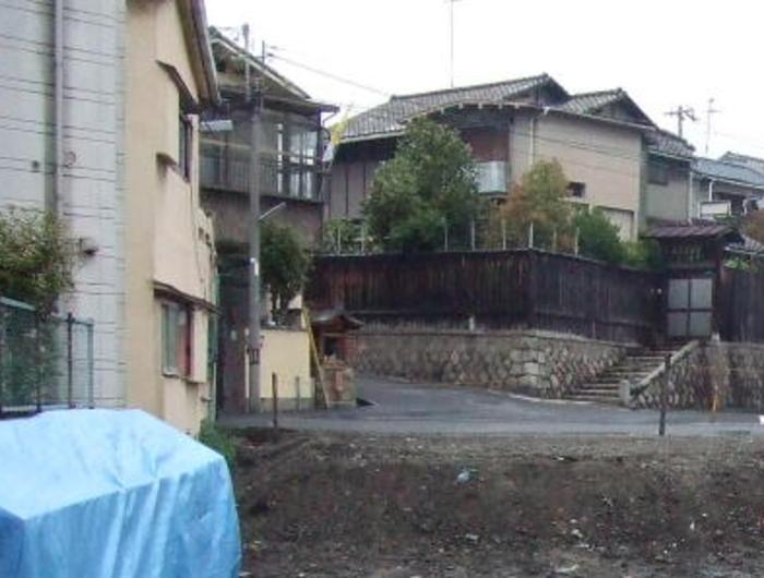 Local photos, including front road. A No. place before the road