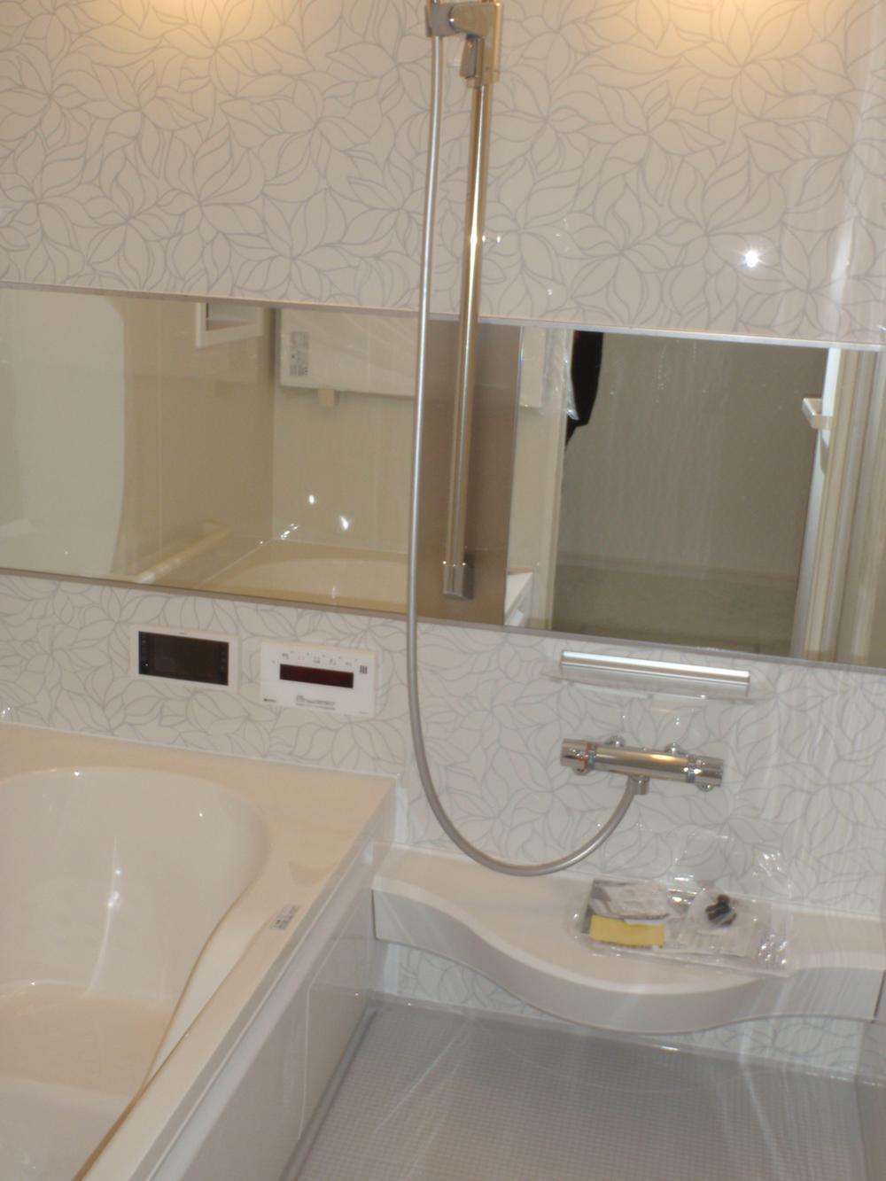 Bathroom. Construction Case