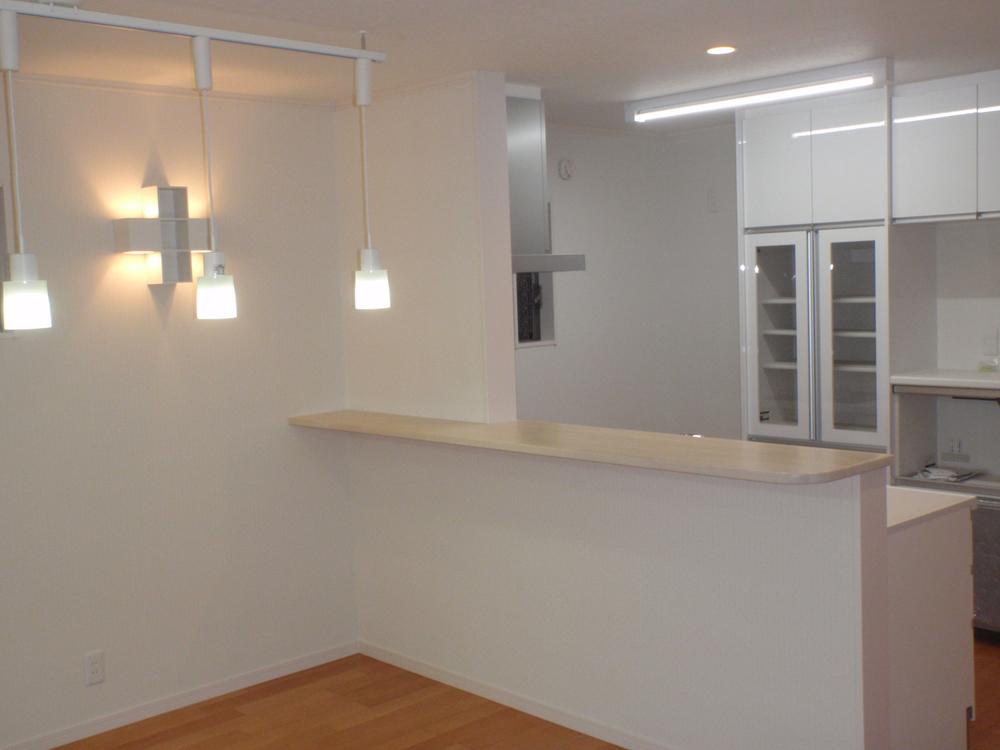 Model house photo. Kitchen 2