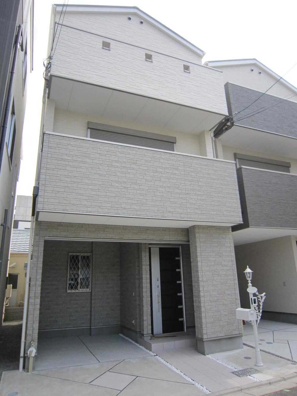 Local appearance photo