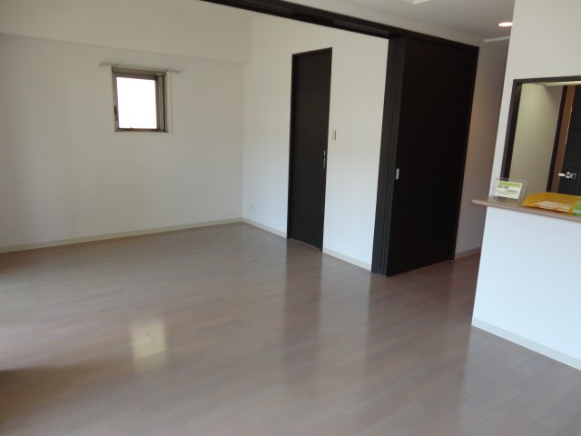 Living and room