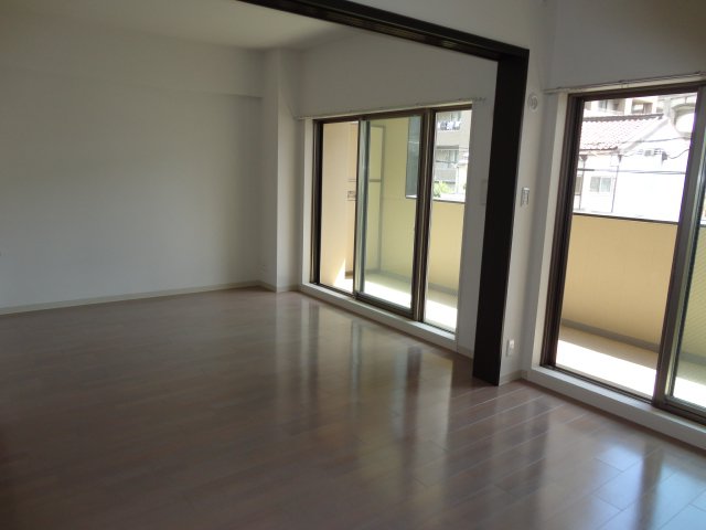 Living and room