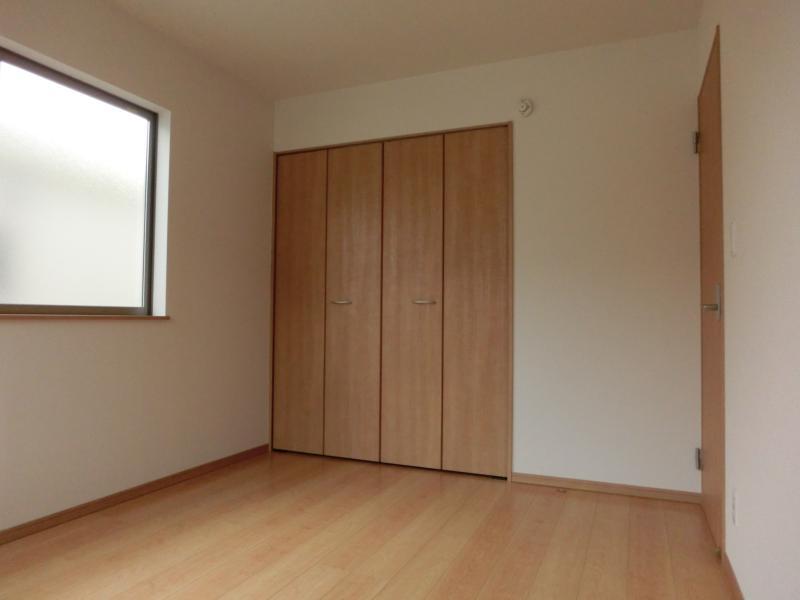 Same specifications photos (Other introspection)