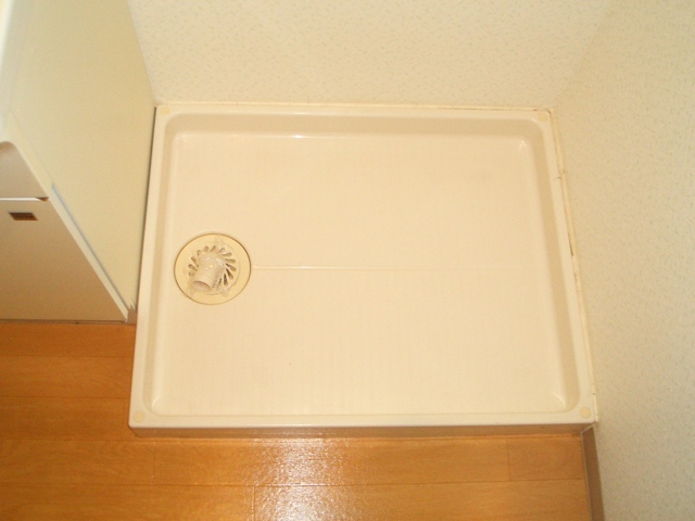 Other Equipment. Washing pan