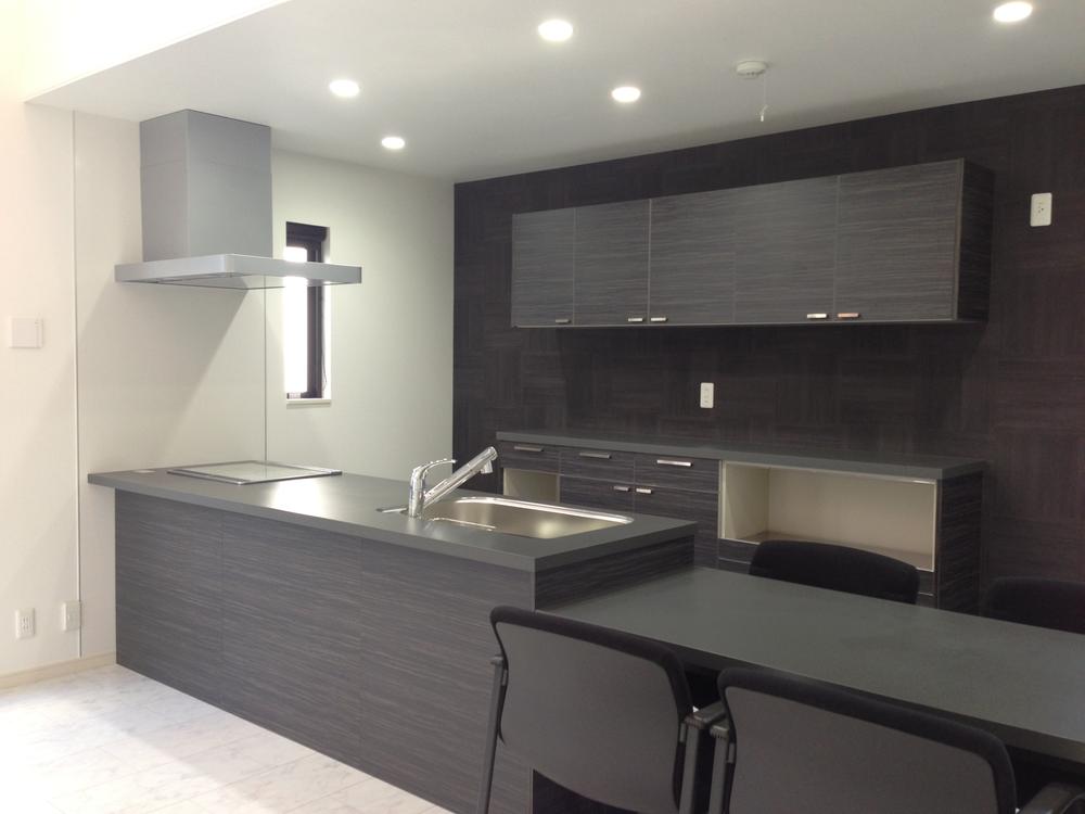 Same specifications photo (kitchen). Kitchen