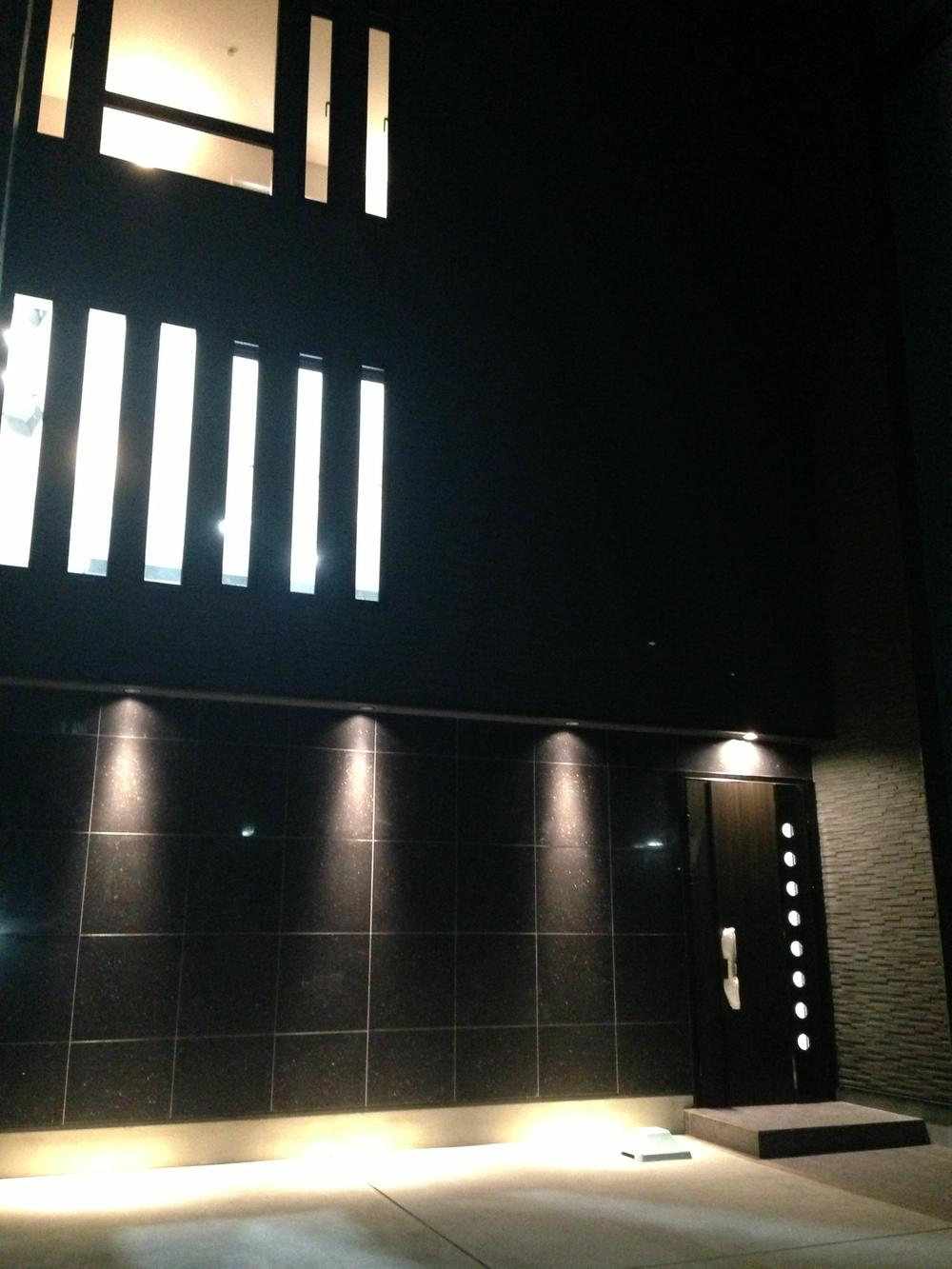 Same specifications photos (appearance). The appearance of the night is very fashionable