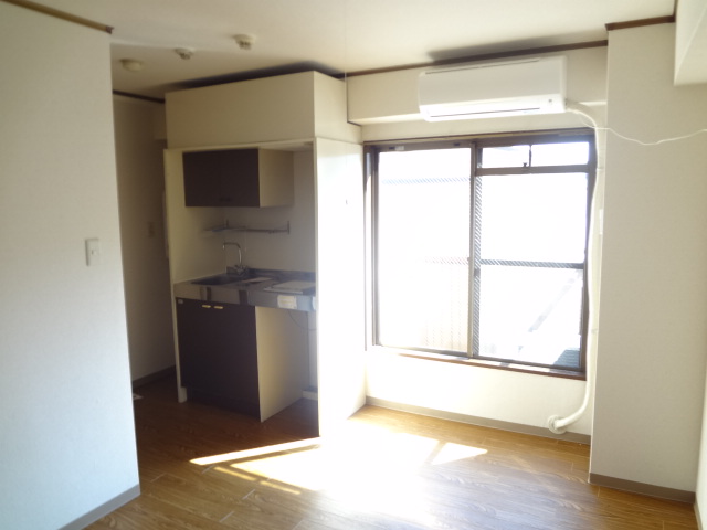 Living and room
