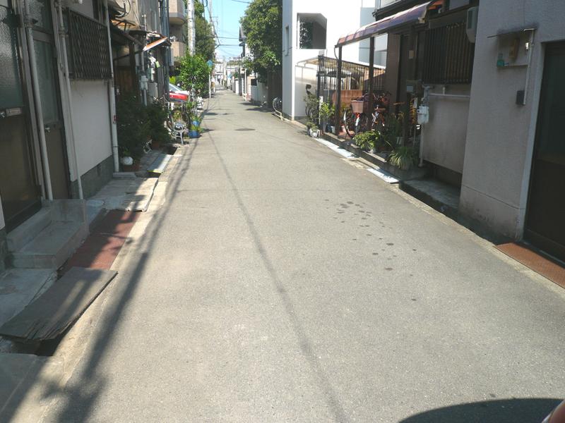 Local photos, including front road. Local (July 2013) Shooting