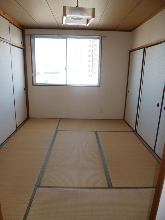Other room space. Japanese style room