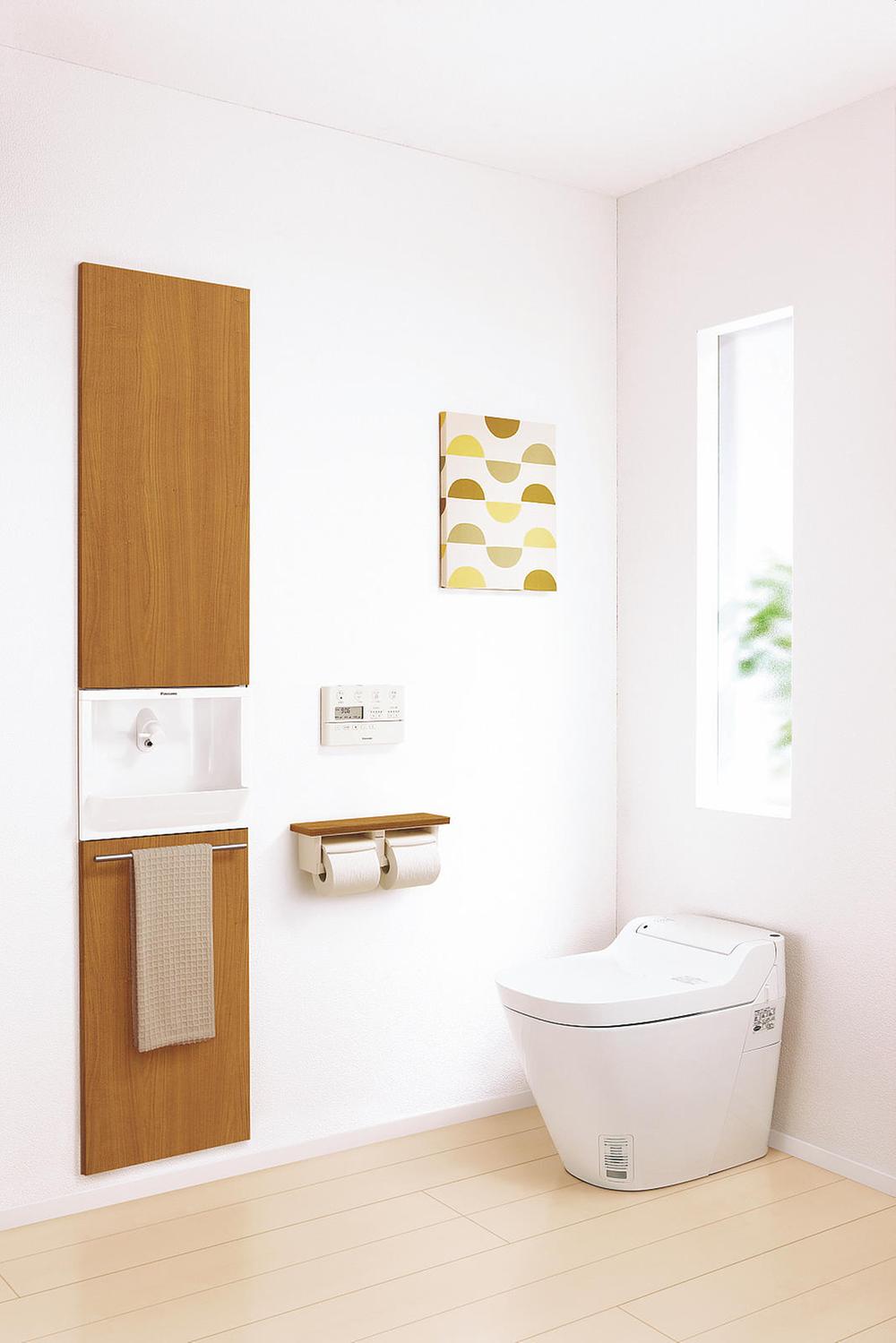 Local land photo. Panasonic made La Uno s (fully automatic strike same toilet)