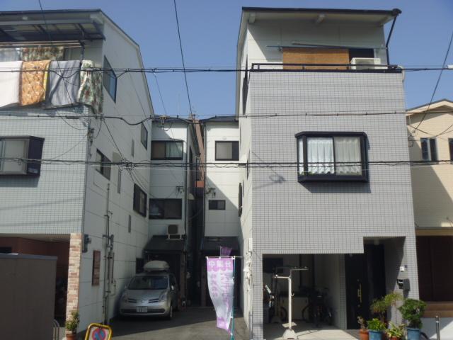 Local appearance photo. Local (April 2013) Shooting