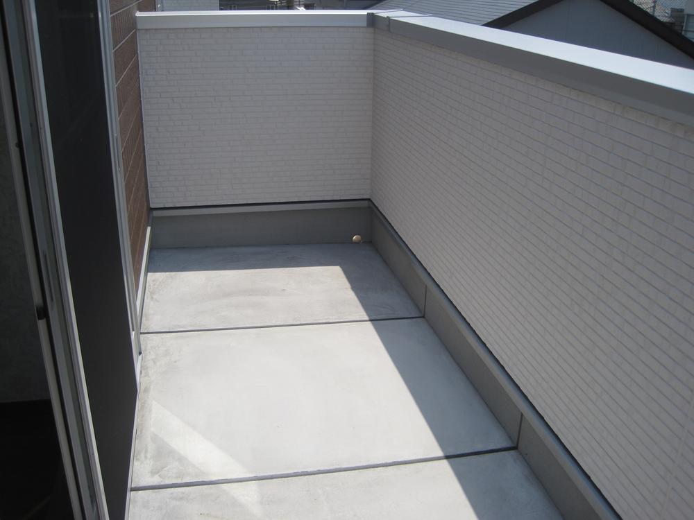 Building plan example (introspection photo). Day preeminent balcony!