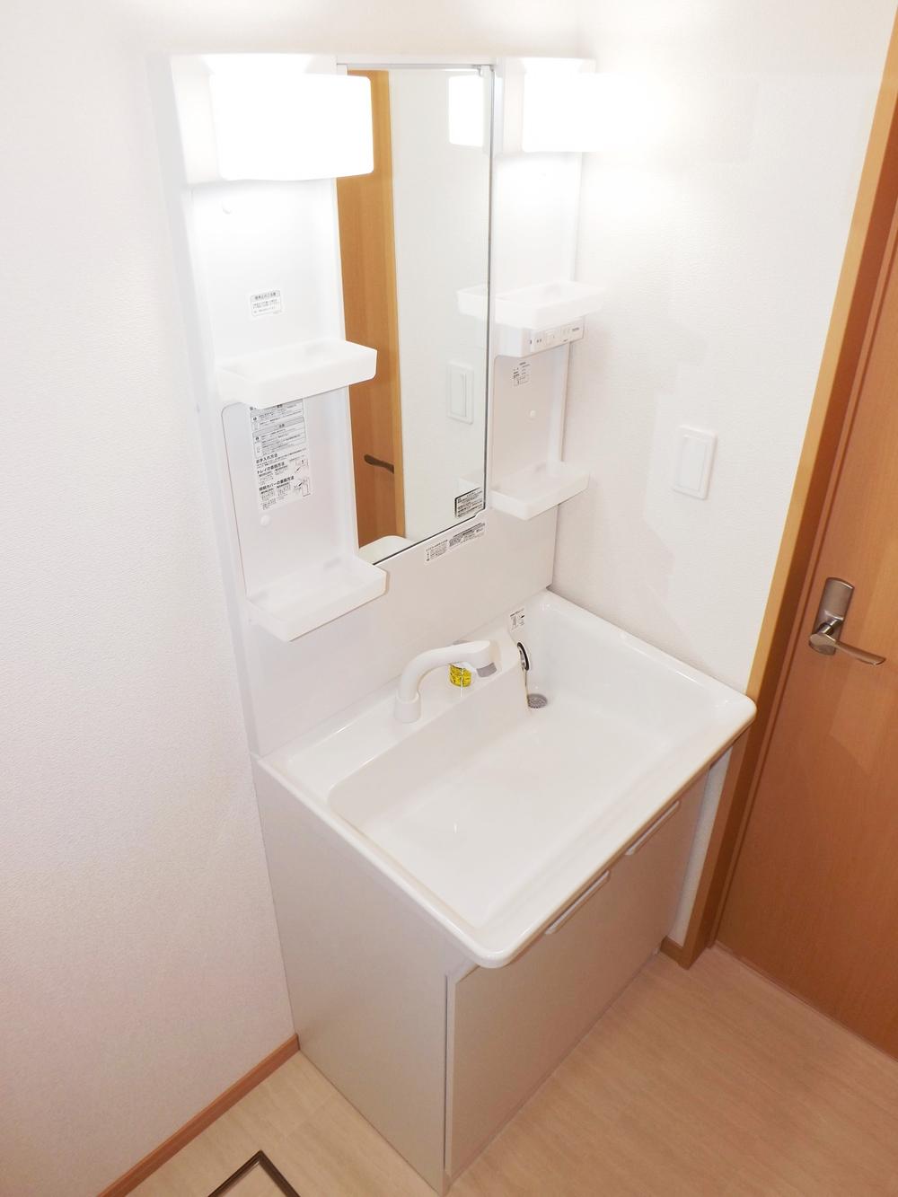 Other Equipment. Same specifications photos (basin)
