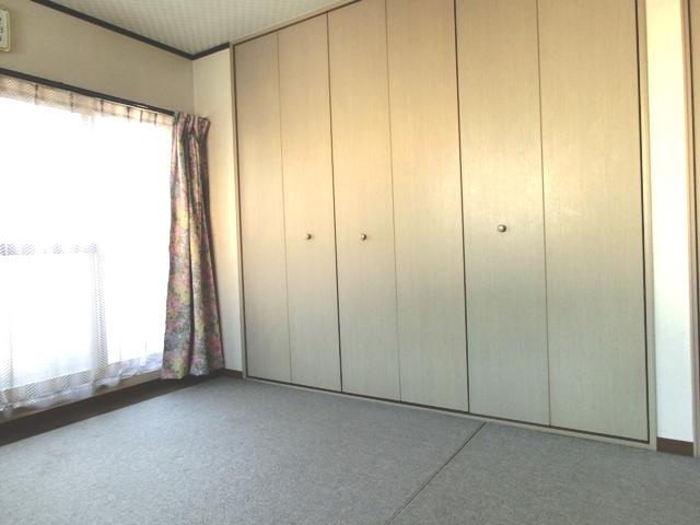 Non-living room