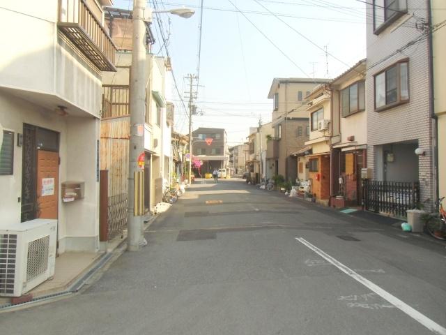 Local photos, including front road. There are park near