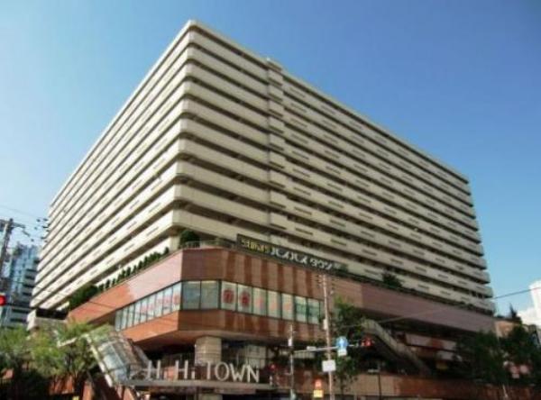 Shopping centre. 392m until Uehommachi crawl Town (shopping center)