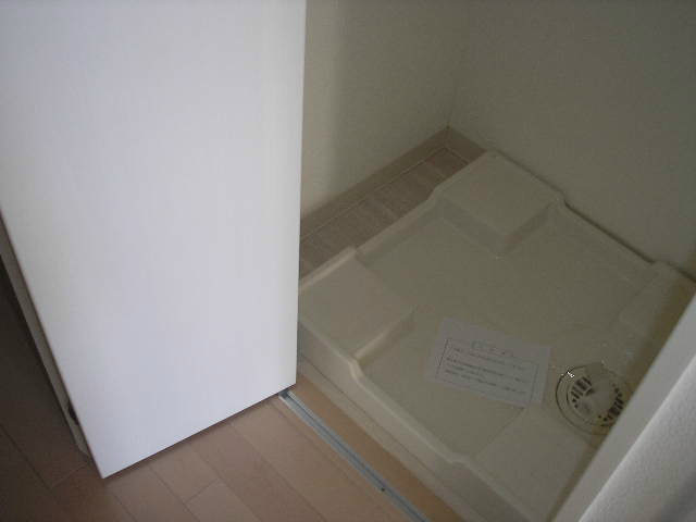 Other Equipment. Indoor laundry bread