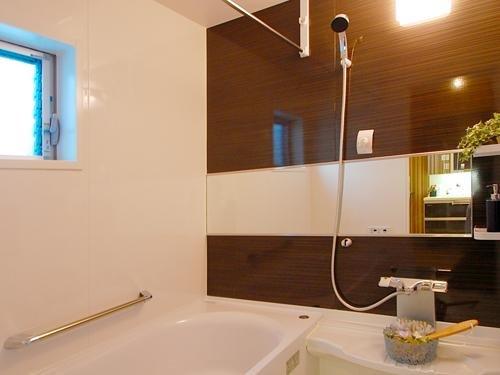 Model house photo. Our example of construction (bathroom)