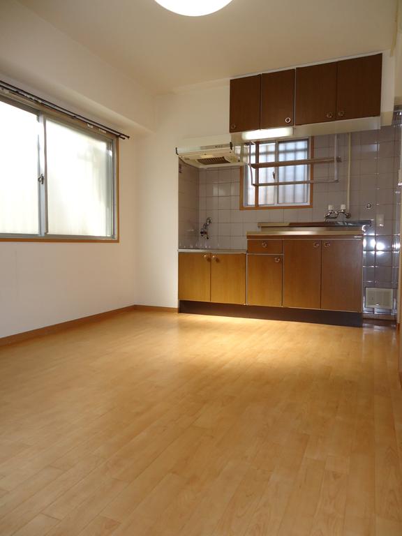 Living and room