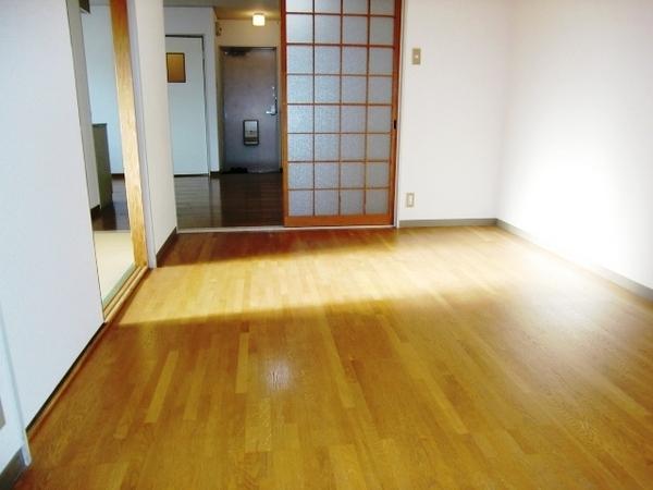 Other room space
