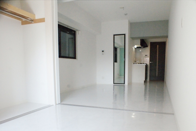 Living and room