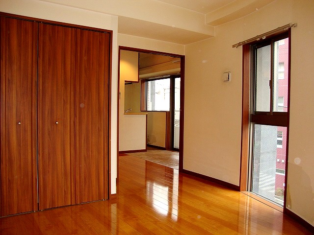 Living and room