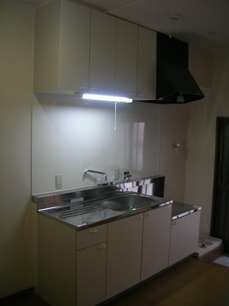 Kitchen. Brand new! 