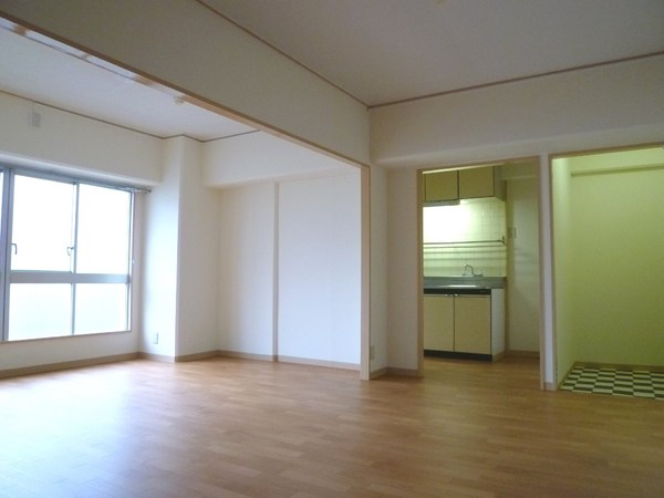 Living and room