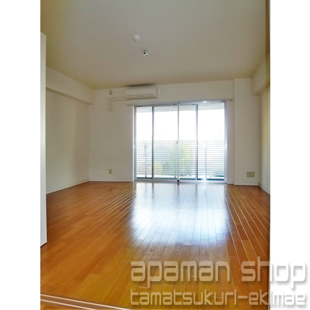 Living and room. room