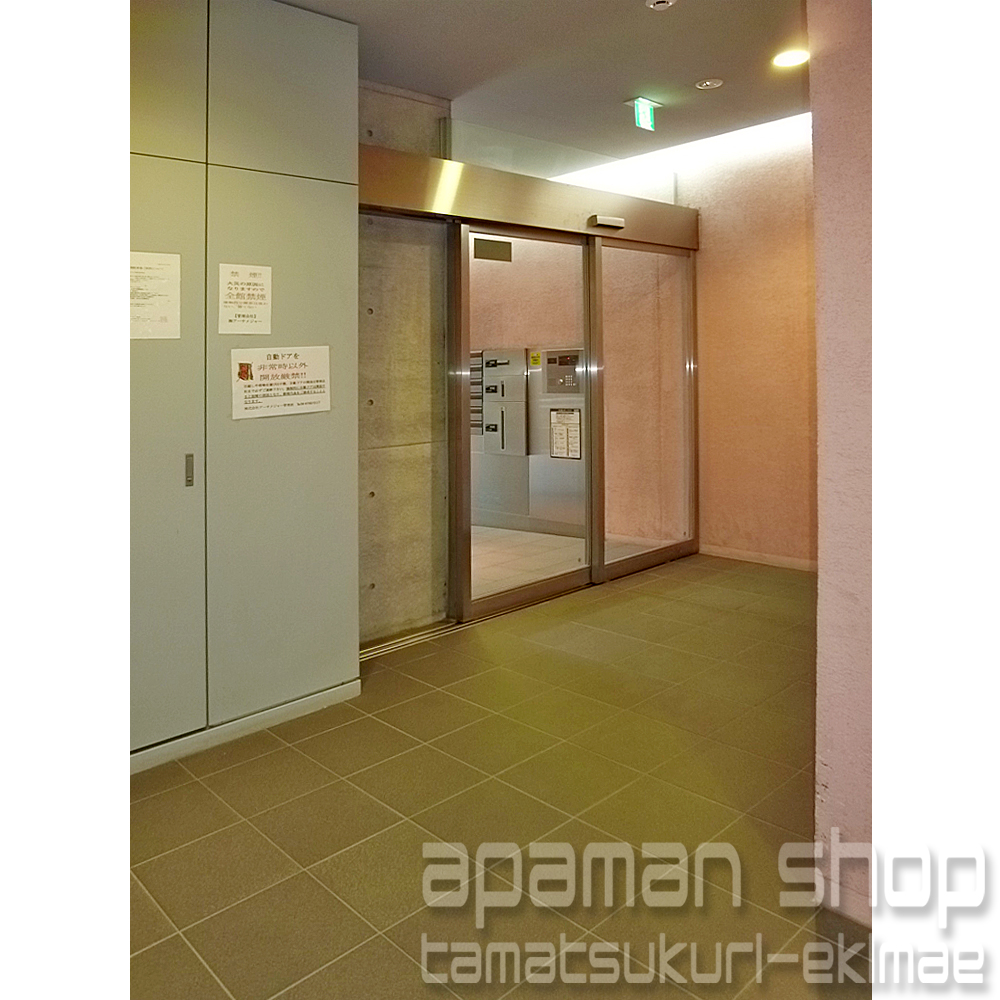 lobby. elevator hall