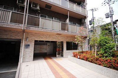 Building appearance. appearance