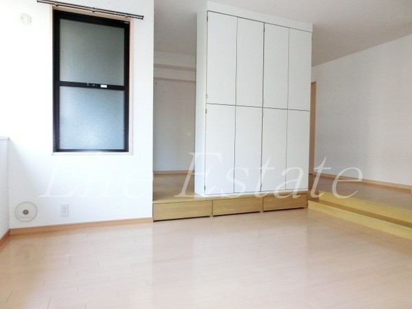 Living and room