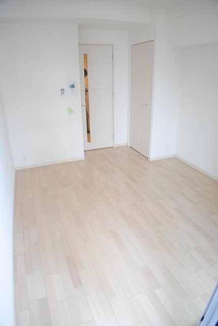 Living and room. Western-style 6.7 Pledge Internet is also free. 