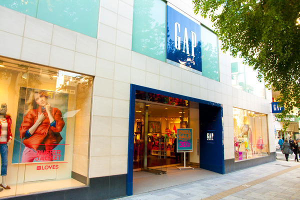 Shopping centre. 305m until GAP Shinsaibashi store (shopping center)