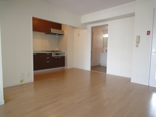 Living and room