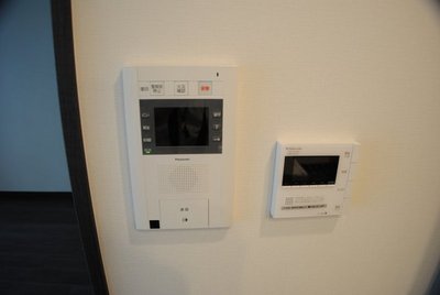 Other. TV monitor Hong