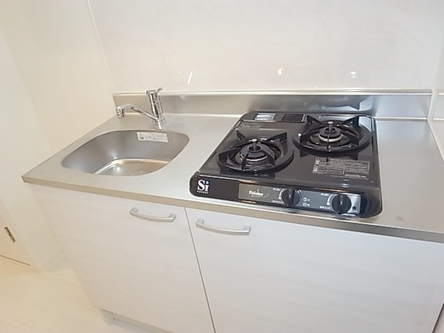 Kitchen. Pitattohausu Nishinagahori shop TEL0120-47-4625