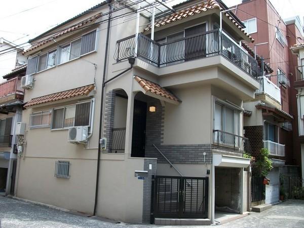 Local appearance photo