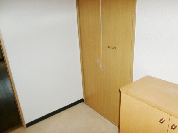 Other room space