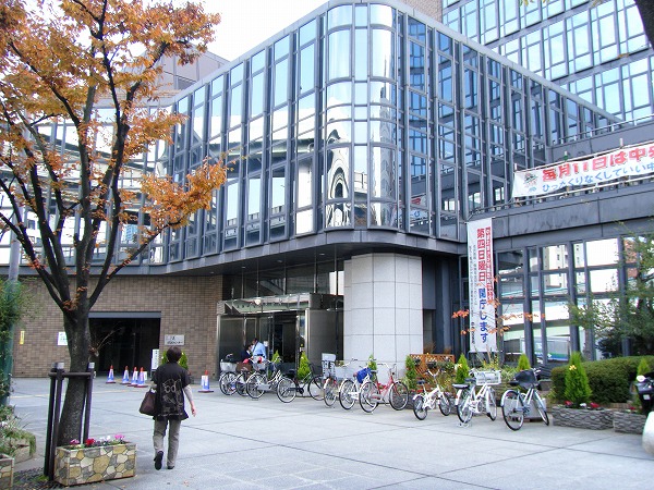 Government office. 600m to the central district office (government office)