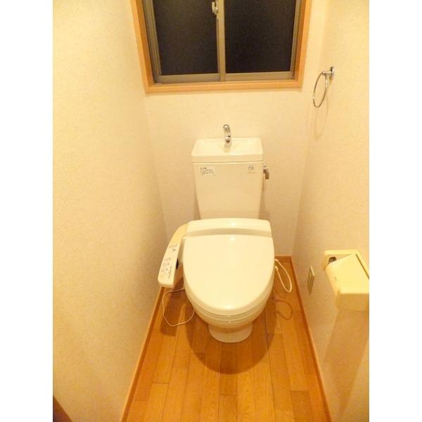 Toilet. 1st floor, Toilet Yes on the second floor