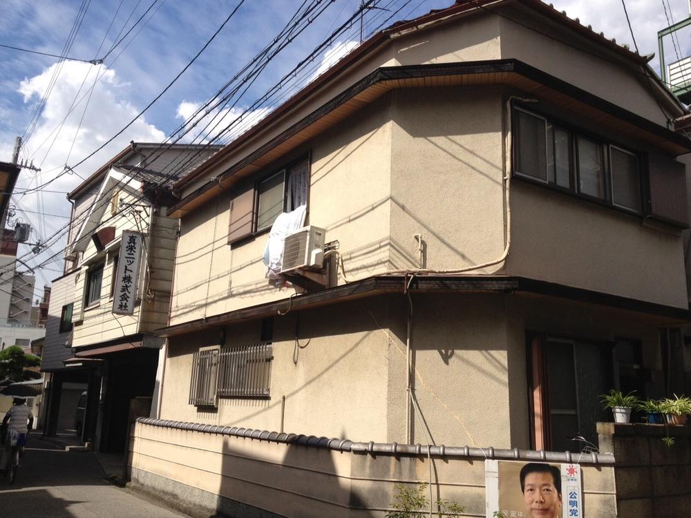 Local appearance photo