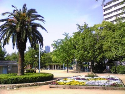 park. 800m to Shimo-Fukushima Park (park)