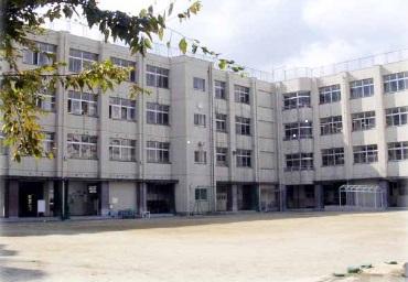 Junior high school. Ebie until Nishi Elementary School 221m